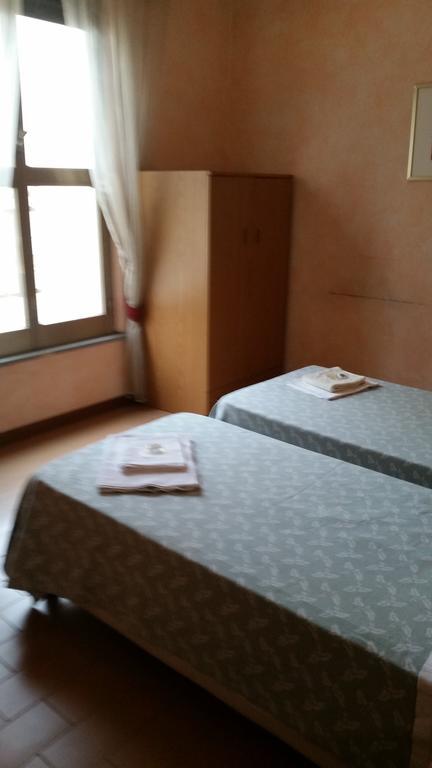 Albergo Margherita Chianciano Terme Extérieur photo