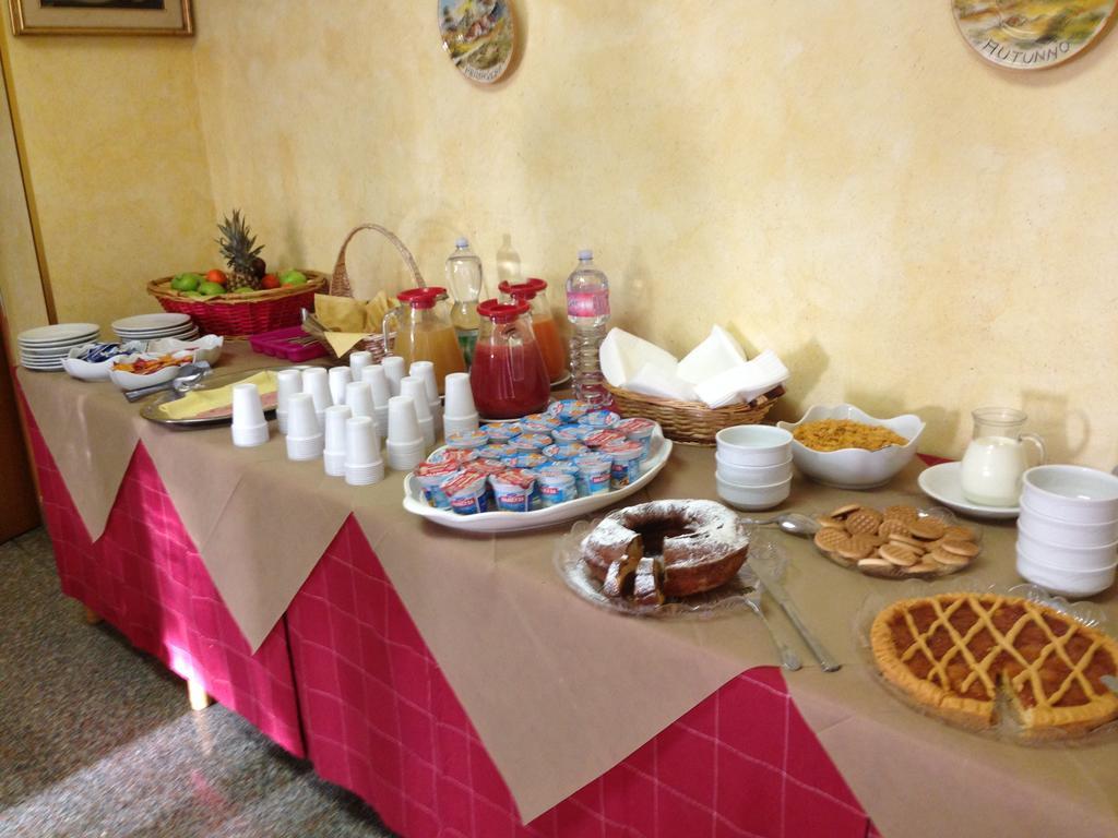 Albergo Margherita Chianciano Terme Extérieur photo